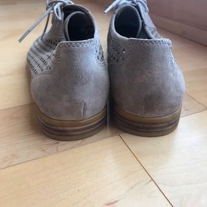 Suede Perforated Lace-up Oxford Shoes